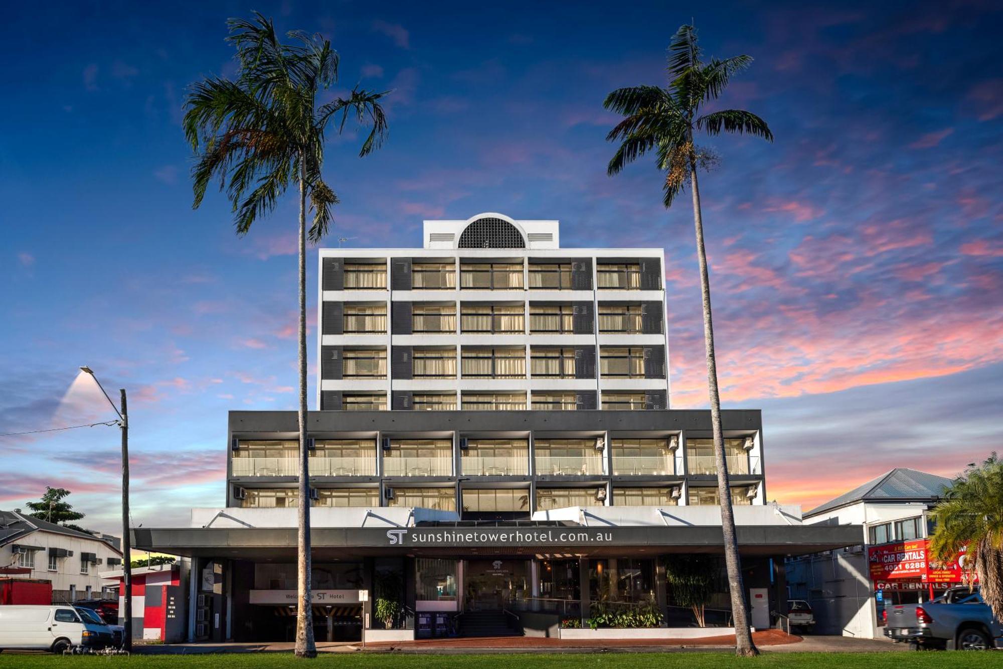 Sunshine Tower Hotel Κερνς Εξωτερικό φωτογραφία